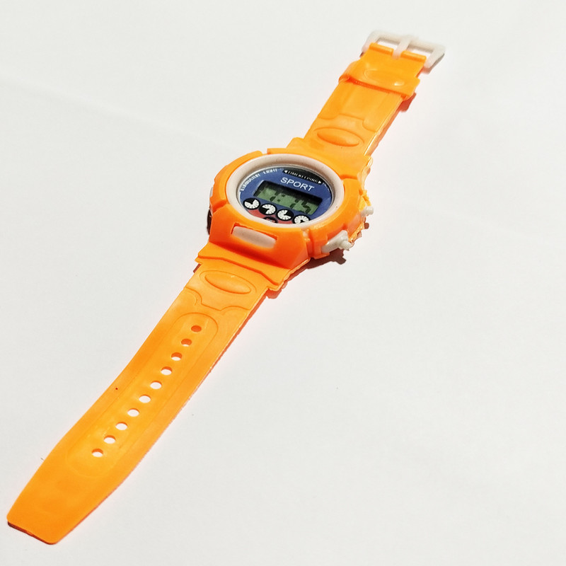 ساعت مچی دیجیتال مدل اسپرت کد 1006 ساعت مچی دیجیتال مدل اسپرت کد 1006