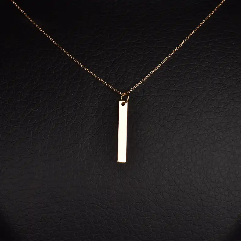 گردنبند طلا 18 عیار زنانه کرابو طرح مستطیل مدل Kr7001