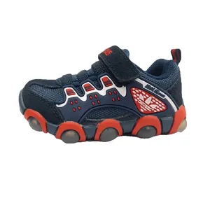 کفش مخصوص پیاده روی چراغدار پسرانه بی کی جی کیدز مدل  02 رنگ سرمه ای