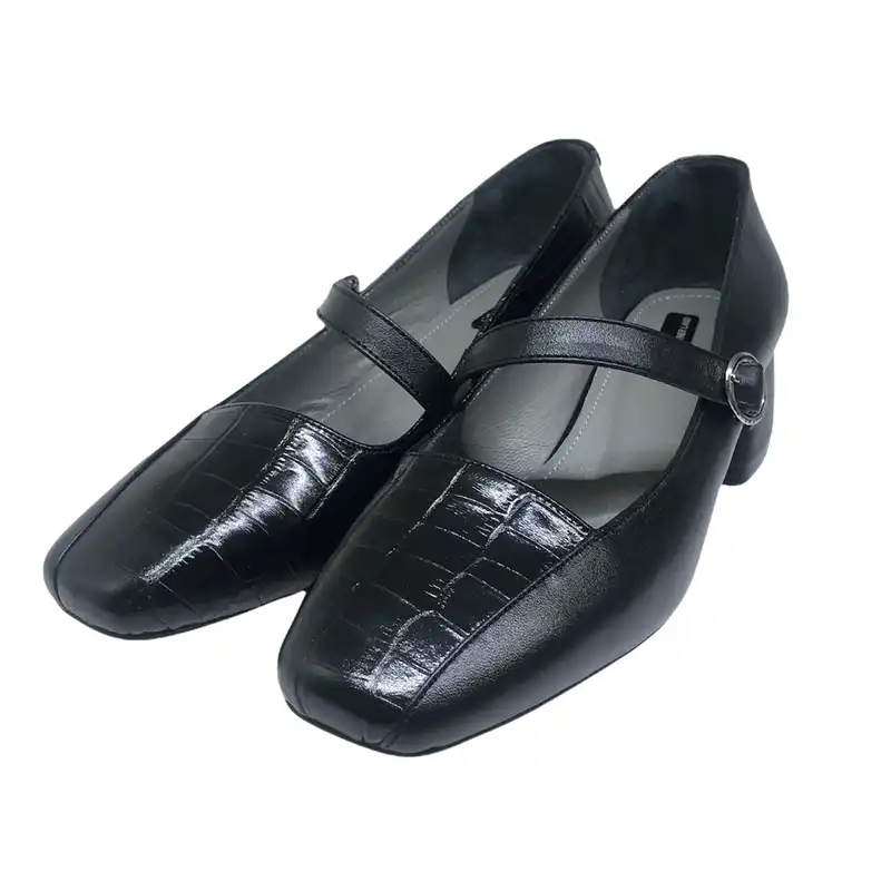 کفش زنانه سرزمین چرم کد 1610