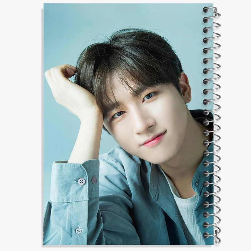 دفتر مشق 100 برگ خندالو طرح آی ام گروه مانستا اکس MONSTA X کد 12251