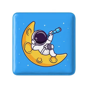 مگنت خندالو مدل فضانورد کد 25106