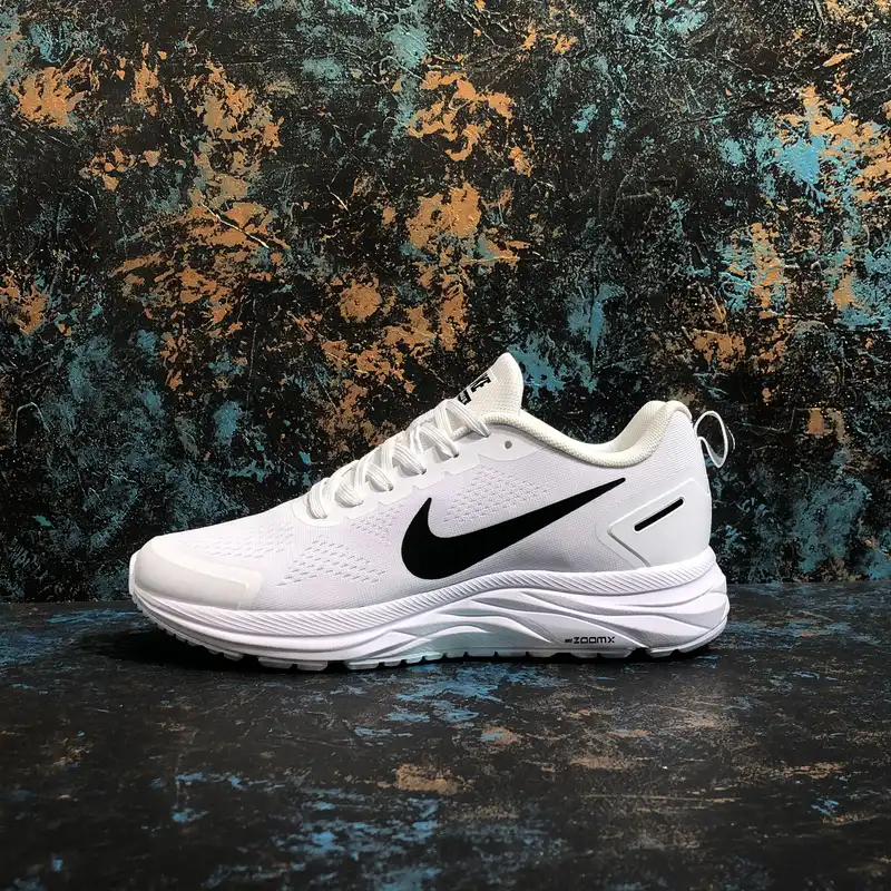 کفش مخصوص دویدن مدل     ZOOM WINFLO 9X WHBK-100056037