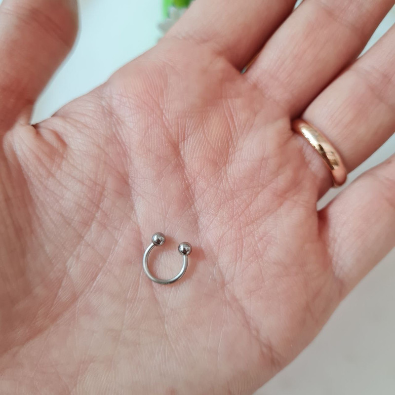 پیرسینگ مدل منحنی توپی کد RS