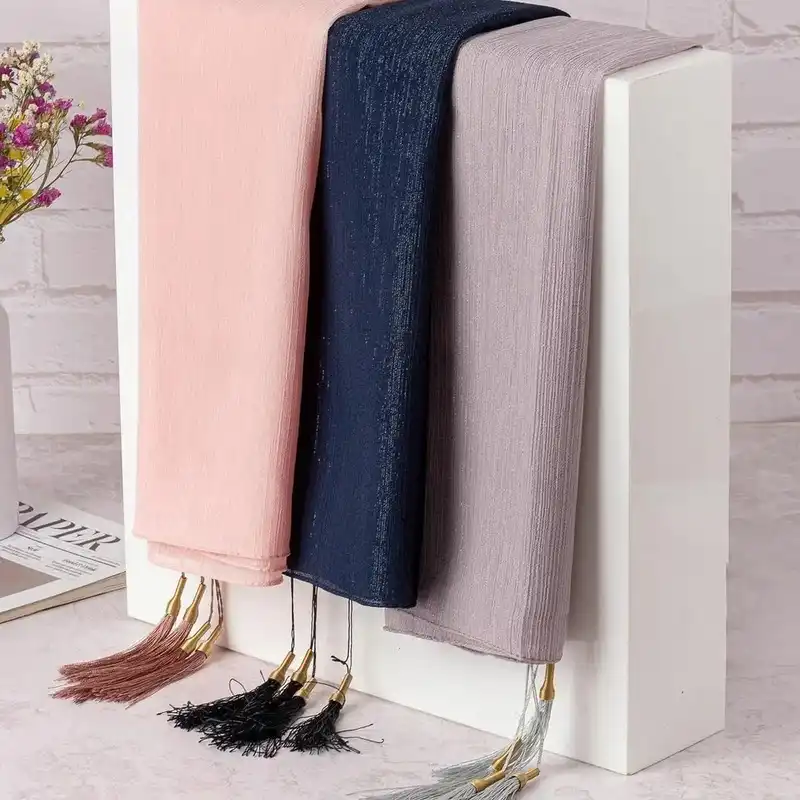 شال زنانه مدل حرير کريشه لمه منگوله دار کد 01280