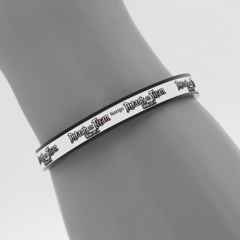 دستبند ناکسیگو مدل شب تاب طرح Attack on Titan کد BR7059 دستبند ناکسیگو مدل شب تاب طرح Attack on Titan کد BR7059