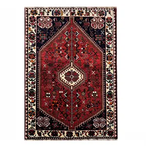 فرش دستباف ۱.۵ متری مدل قشقایی