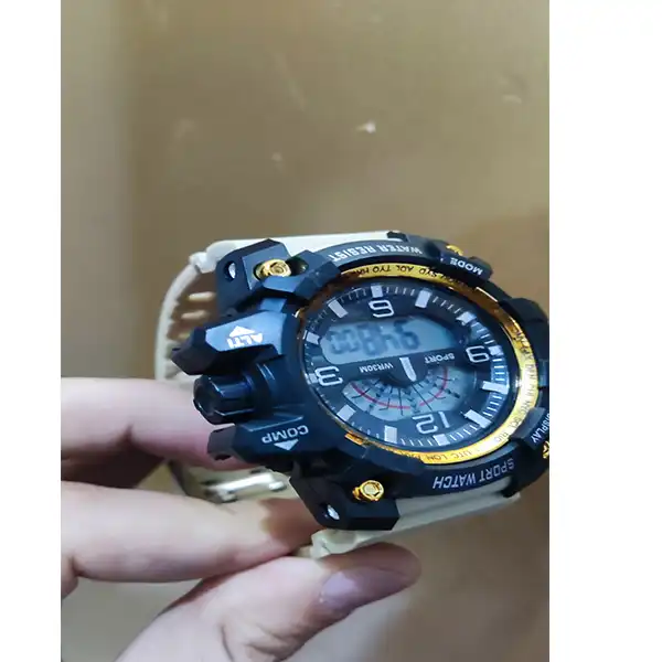 ساعت مچی دیجیتال مدل QW300