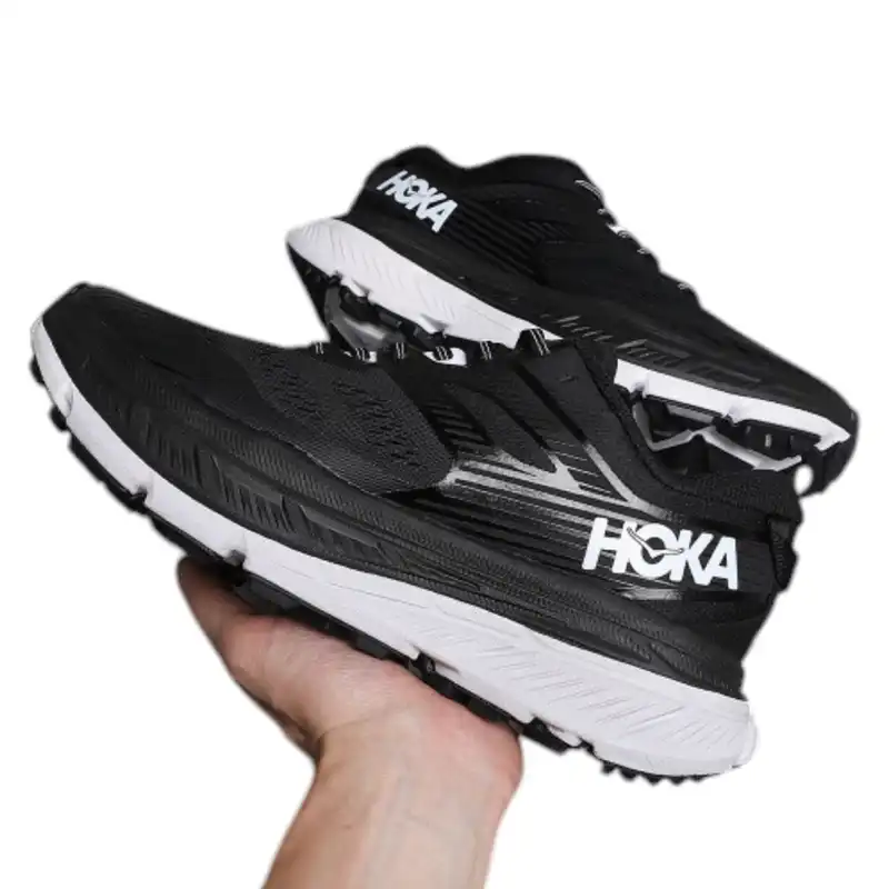 کفش مخصوص دویدن هوکا مدل Stinson ATR6