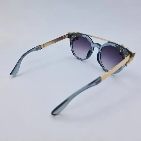 عینک آفتابی زنانه مدل نگین دار 6697