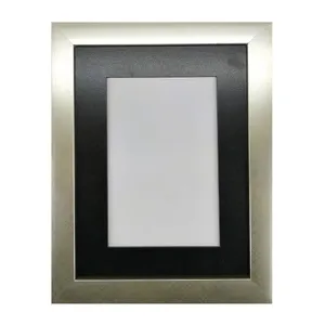 قاب عکس کد 1015 سایز  16×21 سانتی متر 