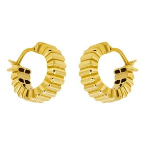 گوشواره طلا 18 عیار زنانه تاج مدل 1009