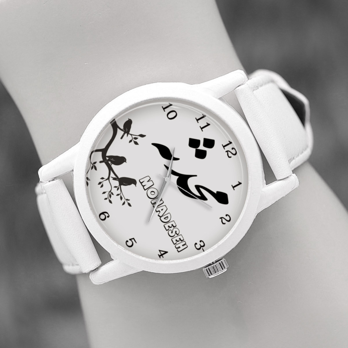 ساعت مچی عقربه ای زنانه طرح محدثه کد LF3124