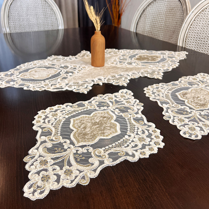 ست رومیزی 3 تکه صفاهوم مدل ستاره مخمل گیپور کد 0N