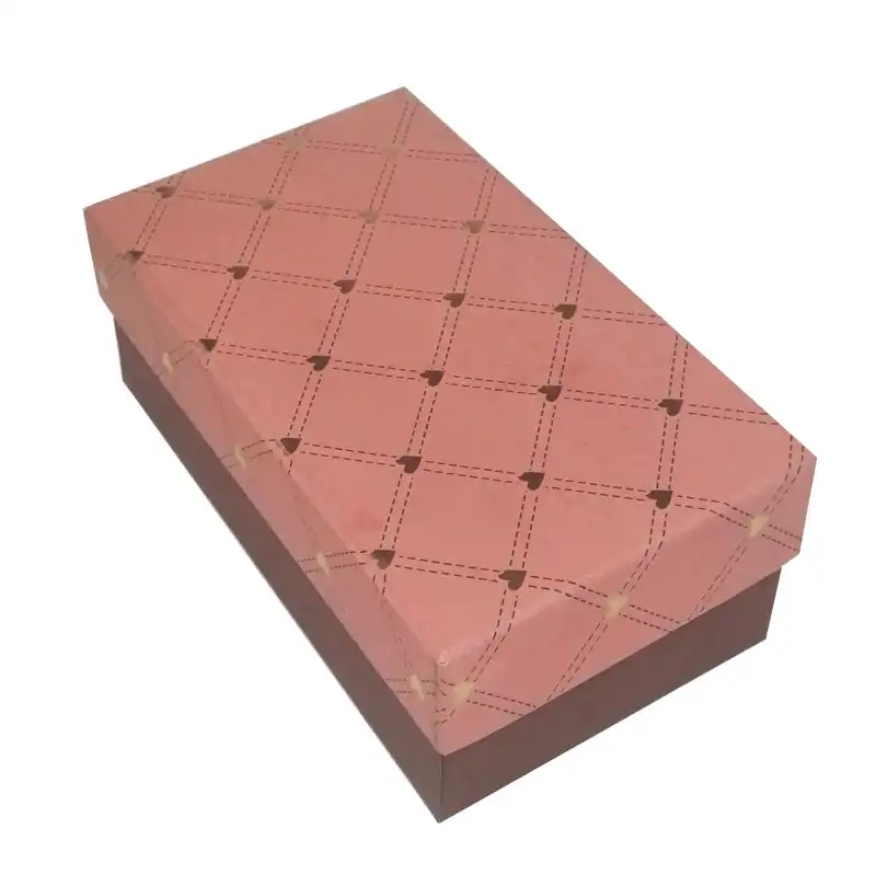 جعبه هدیه مدل طلاکوب طرح قلب کد B200