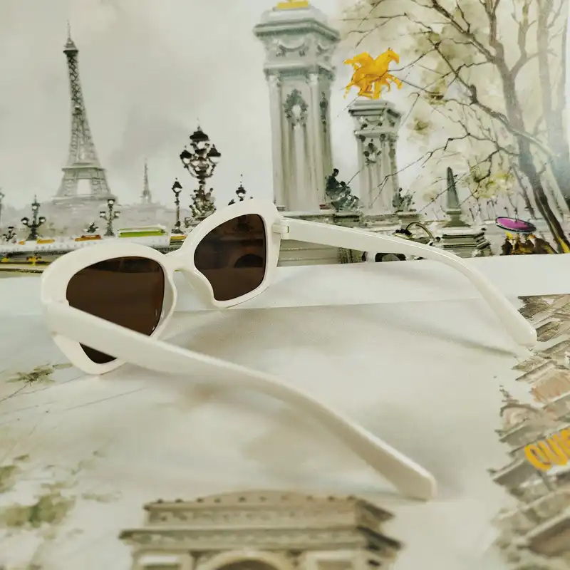 عینک آفتابی بچگانه مدل CH8 کد K