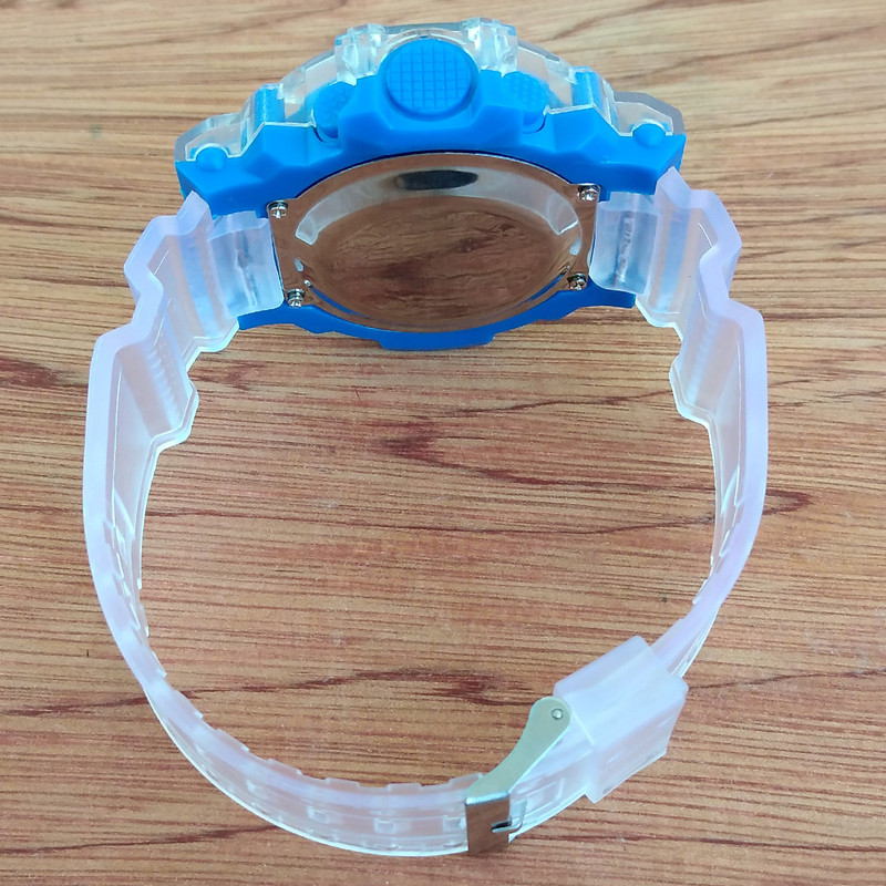 ساعت مچی دیجیتال پسرانه مدل YI TONG کد 37 ساعت مچی دیجیتال پسرانه مدل YI TONG کد 37