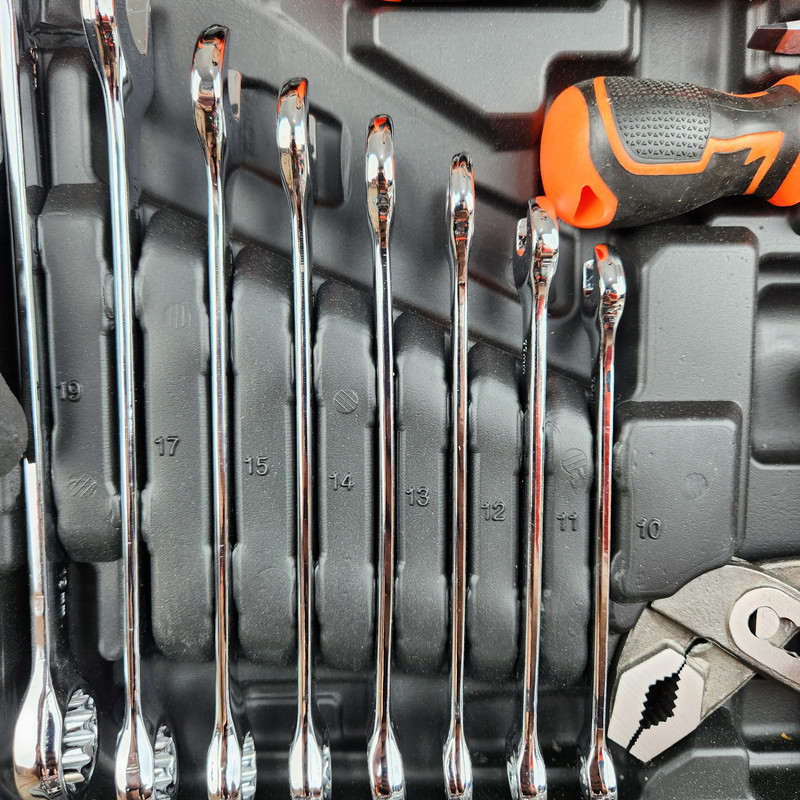 مجموعه 72 عددی ابزار کینگ کویین کد 02