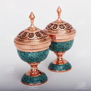 شکلات خوری پایه دار‏ فیروزه کوب‏  ‏‏رنگ ‏فیروزه ای‏ طرح ‏گل‏ مدل 1001200004