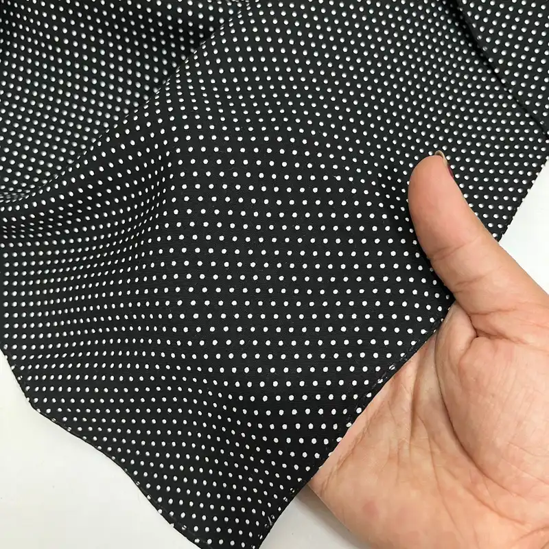 روسری زنانه مدل مینی خالدار ریز