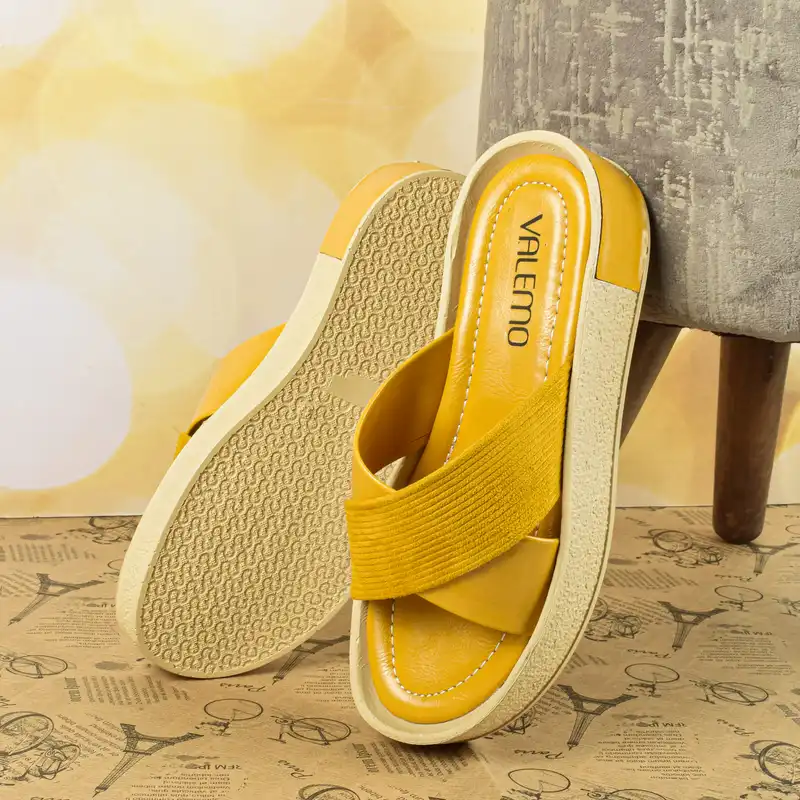 دمپایی زنانه والمو مدل کادیس کد YW.2930