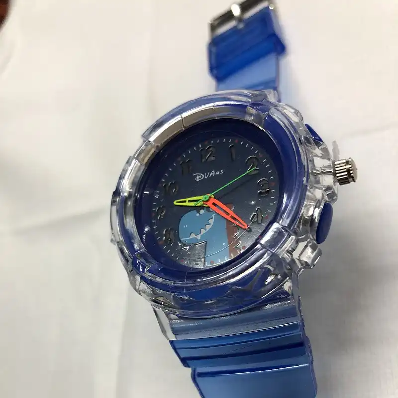 ساعت مچی عقربه ای مدل DVANS