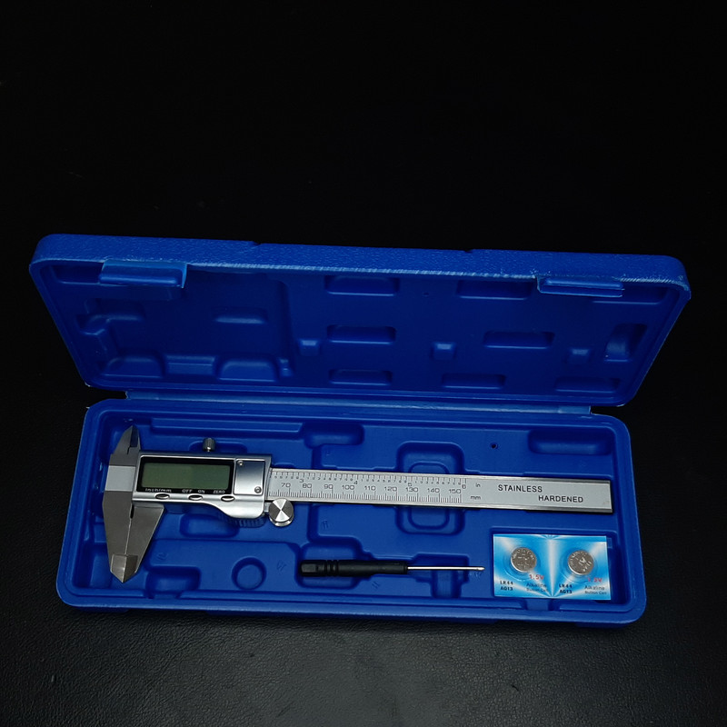 کولیس دیجیتا لیوبی مدل 15-20 گستره 150 میلیمتر