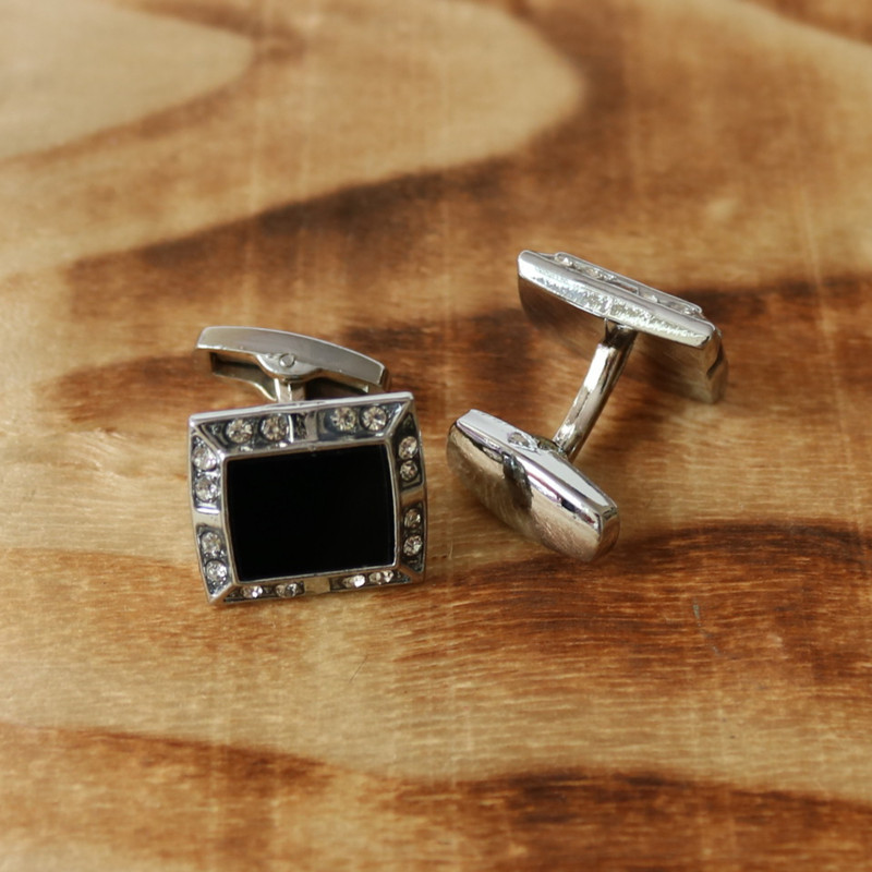 ست دکمه سردست و گیره کراوات مردانه مدل نگین دار کد 446