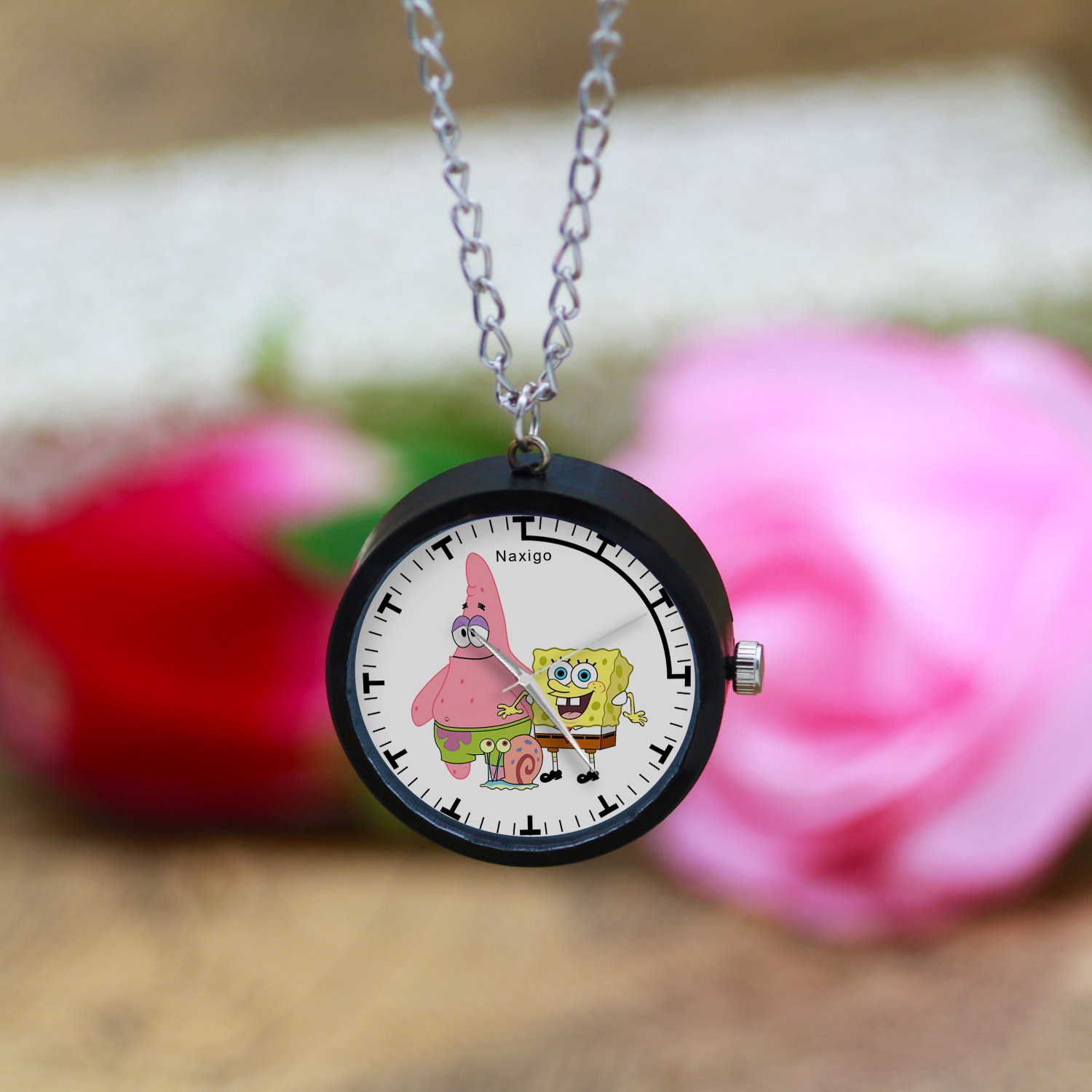 ساعت گردنبندی عقربه ای ناکسیگو مدل باب اسفنجی و پاتریک کد NF11756