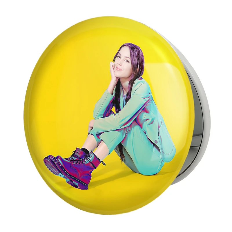 آینه جیبی خندالو طرح اولیویا رودریگو Olivia Rodrigo مدل تاشو کد 19271 