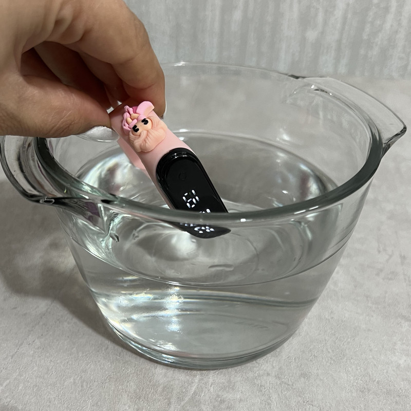 ساعت مچی دیجیتال بچگانه مدل ضد آب سیلیکونی طرح دخترک مرلین PIN کد G MERLIN