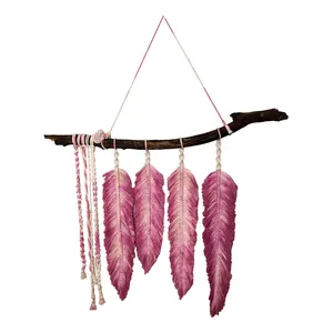 آویز بافتنی طرح پر مدل 10