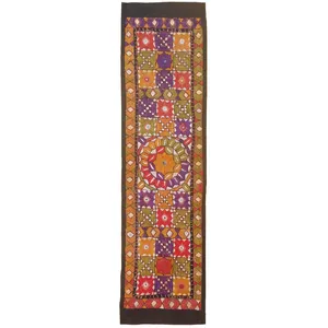 رومیزی سوزن دوزی کد SOOZRA80