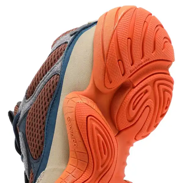 کفش پیاده روی مدل Yeezy 500 Inflame