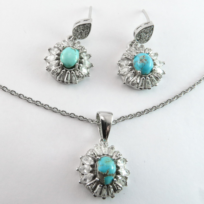 نیم ست نقره زنانه کد AV030-2 نیم ست نقره زنانه کد AV030-2