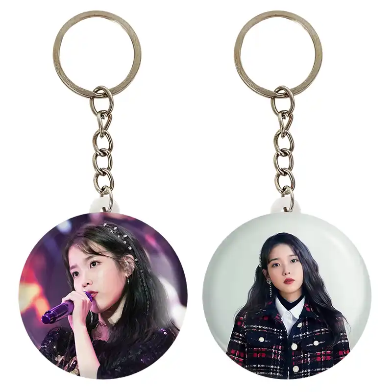 جاکلیدی خندالو مدل آیو IU کد 1978119788 مجموعه 2 عددی