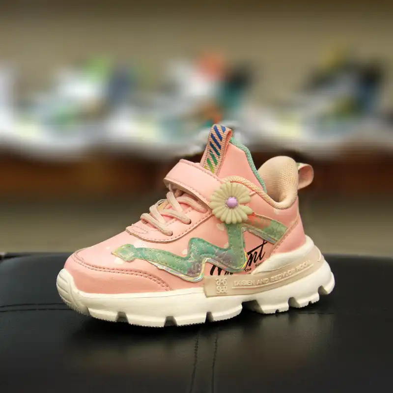 کفش پیاده روی دخترانه مدل گلدار کد Ba 13