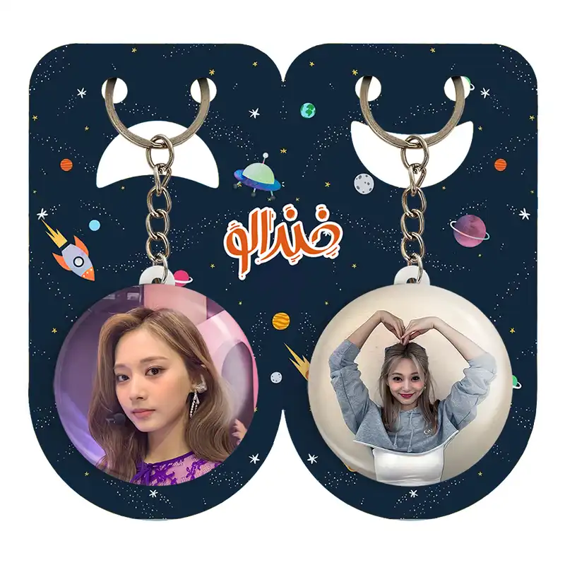 جاکلیدی خندالو مدل جویی گروه توایس TWICE کد 1987519870 مجموعه 2 عددی