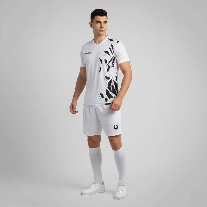 ست تی‌شرت آستین کوتاه و شلوارک ورزشی مردانه مکرون مدل لینز