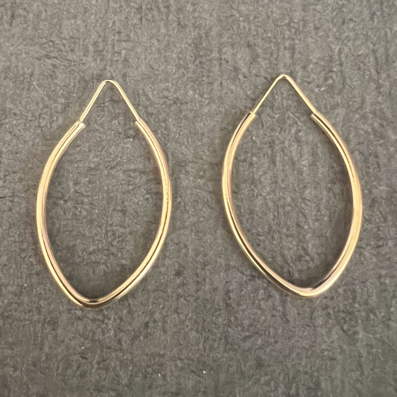 گوشواره حلقه ای طلا 18 عیار زنانه دوست خوب مدل dk609