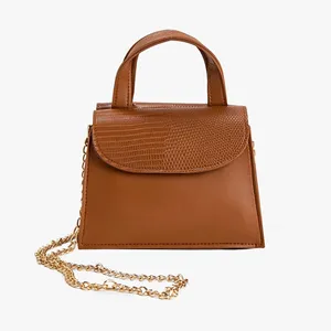 کیف دوشی زنانه کوتون مدل 3WAK30066AA533