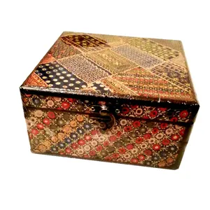 جعبه جواهرات وندا طرح کاج