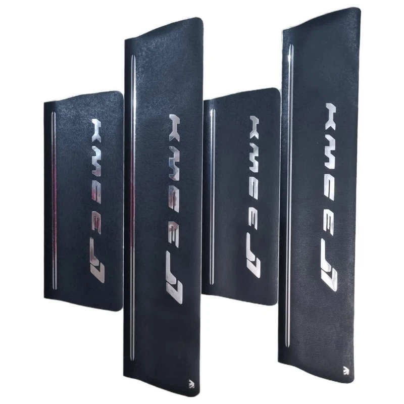برچسب پارکابی خودرو امیران اسپرت طرح چرم کد 2025069 مناسب برای KMC EJ7 مجموعه 4 عددی