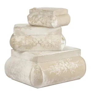 جعبه هدیه مخملی کد A 100 مجموعه 3 عددی