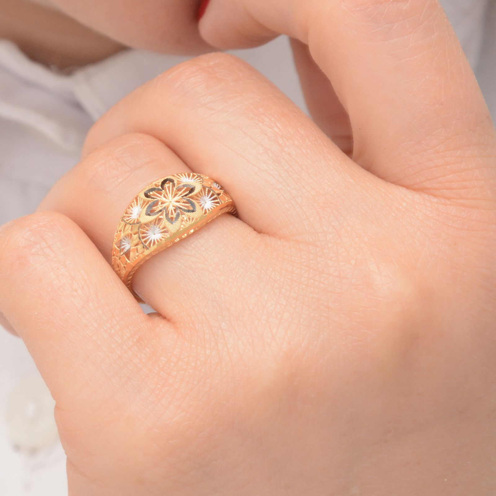 انگشتر طلا 18 عیار زنانه طلای مستجابی مدل آوا کد 67048 -  - 2