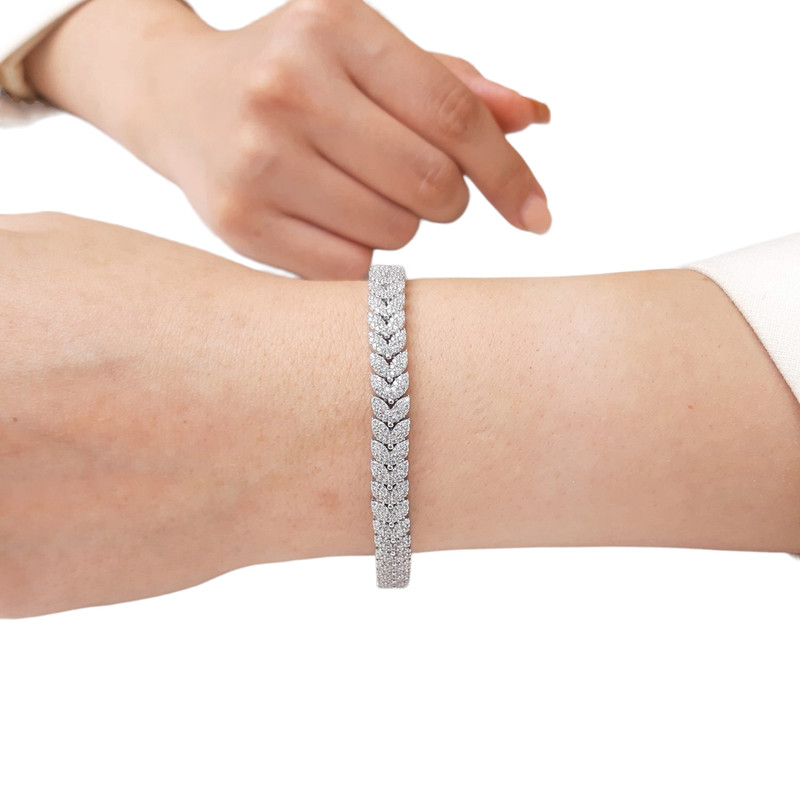 دستبند نقره زنانه گالری رضازاده مدل گلبرگ کد 0153