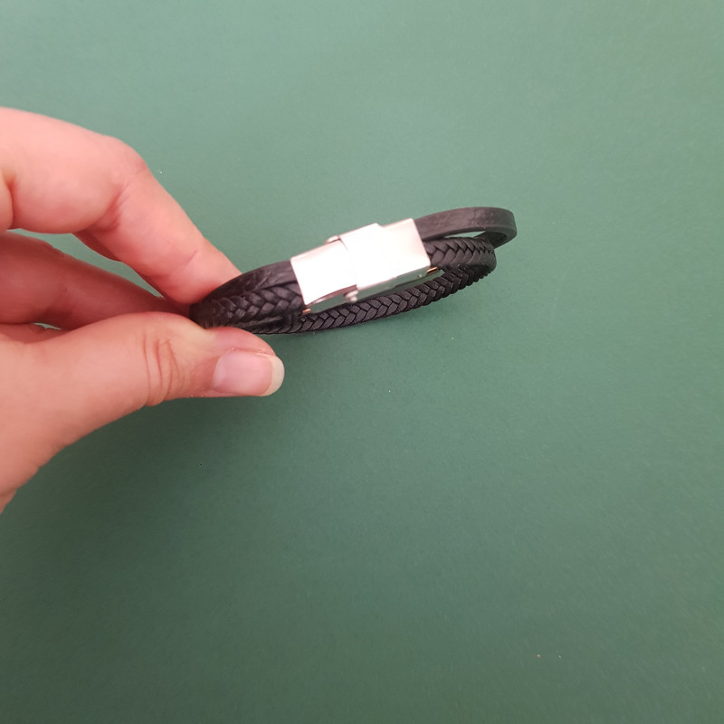 دستبند زنانه مدل مستطیل کد 05