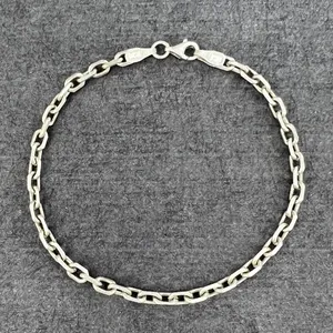دستبند نقره زنانه گیرا مدل G472 