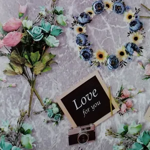 کاغذ کادو کلاسیک مدل گل و دوربین بسته 5 عددی