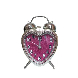 ساعت رومیزی طرح لاو